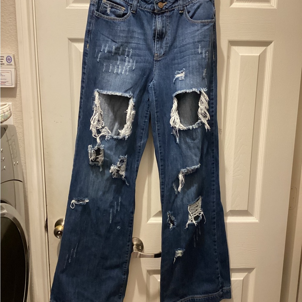 Women's Distressed Wide Leg Jeans